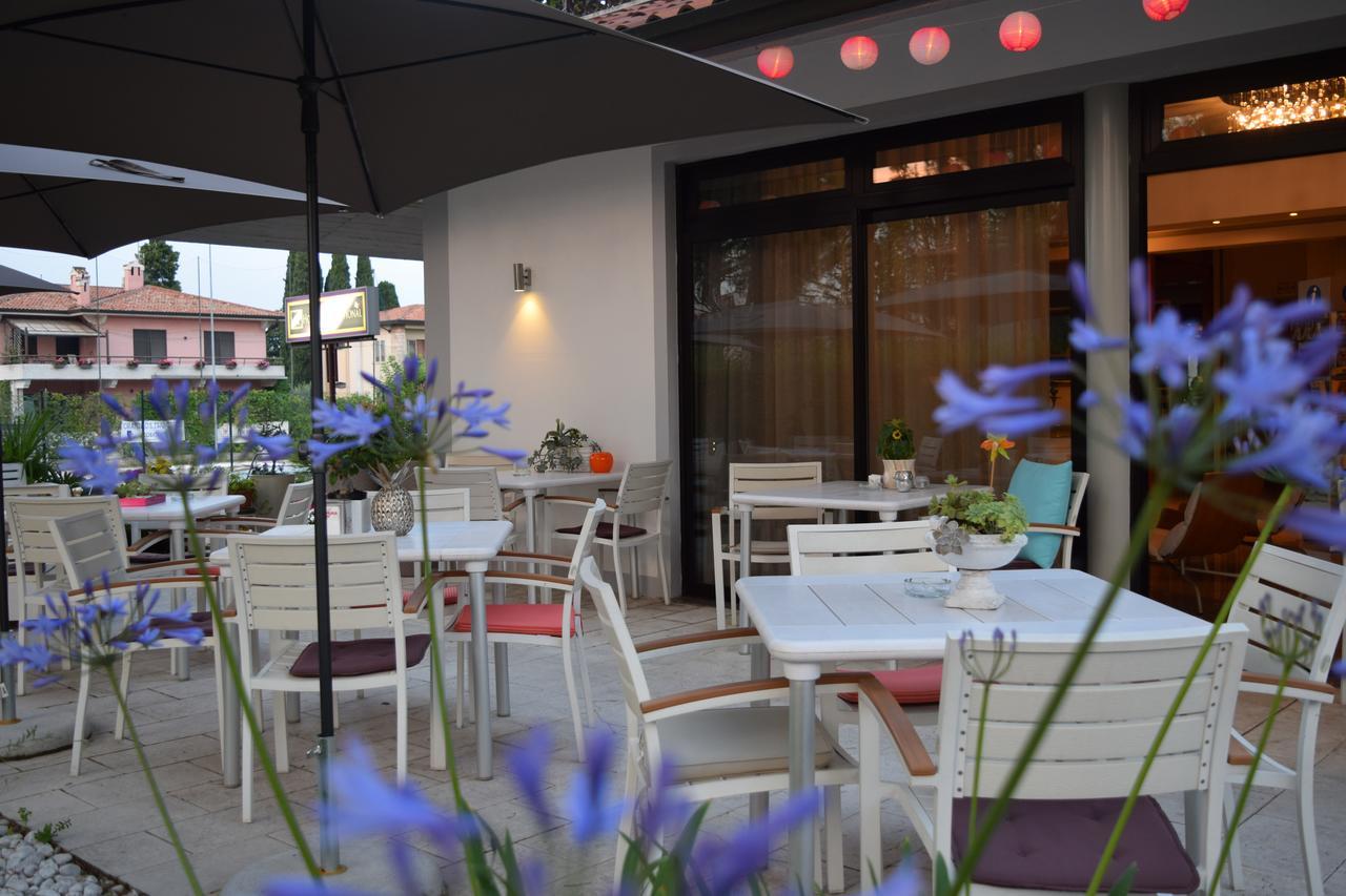 Hotel International Sirmione Exterior foto
